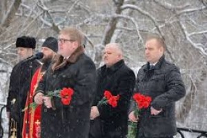 Ветераны склонили головы перед памятью павших