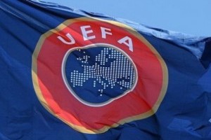УЕФА собирается опробовать новые футбольные правила