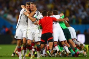 Европейские футбольные чемпионаты вышли на финишную прямую