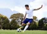Как хорошо играть в футбол и какие навыки улучшать?
