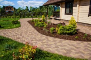 Как выбрать идеальную тротуарную плитку для вашего загородного дома: советы и рекомендации